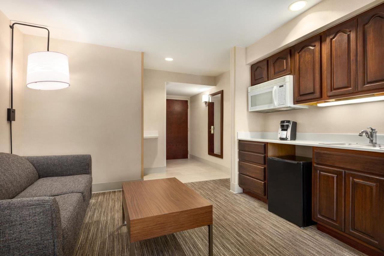 Holiday Inn Express & Suites Philadelphia - Mt Laurel By Ihg Mount Laurel Exterior foto
